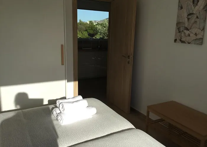 Oikia Ampavris بلدة كوس