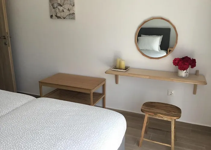 Oikia Ampavris Case de vacanță *
