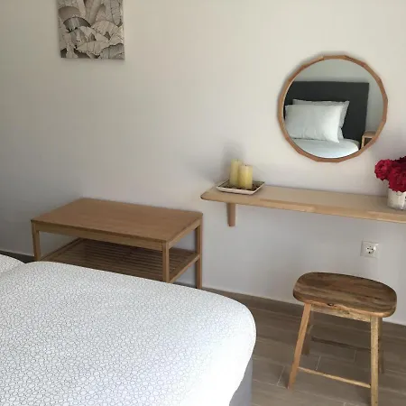 Oikia Ampavris Hébergement de vacances *